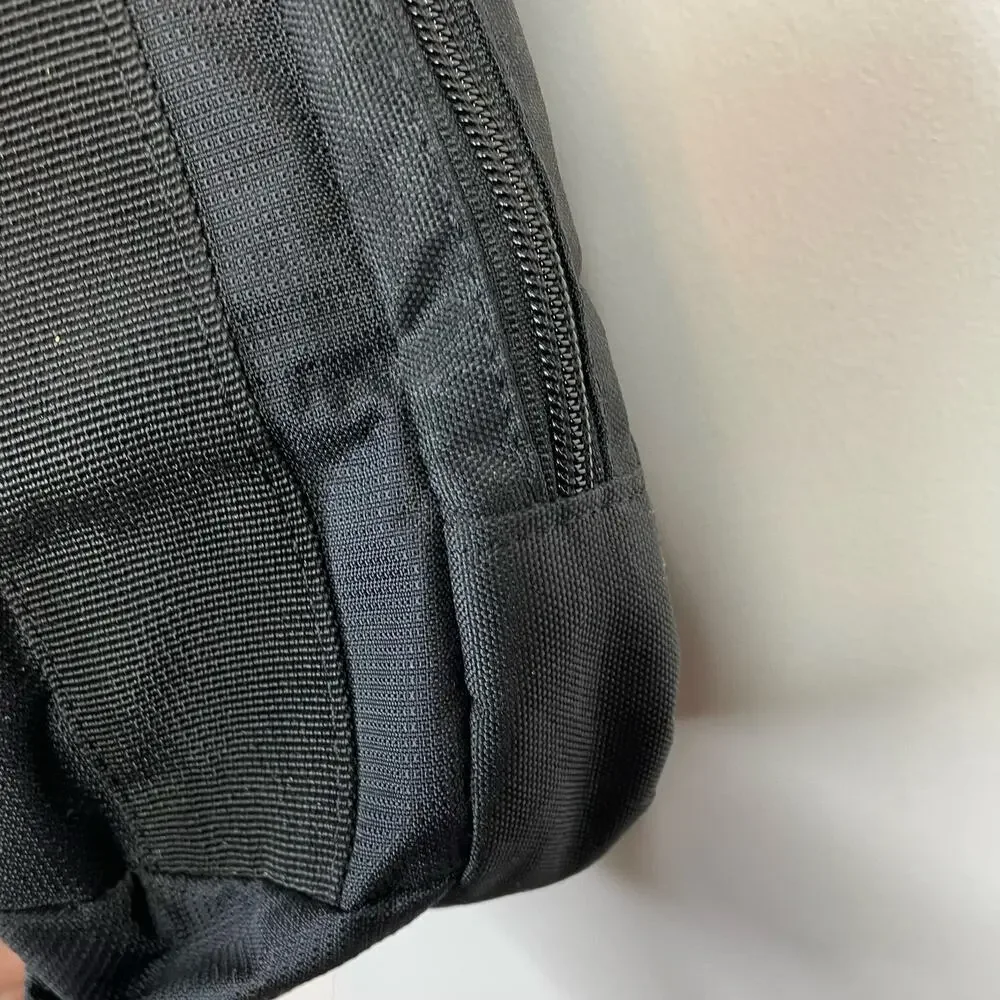 Dakine Brooke Black Animal Print Nylon Canvas Laptop Messenger Bag Travel Work